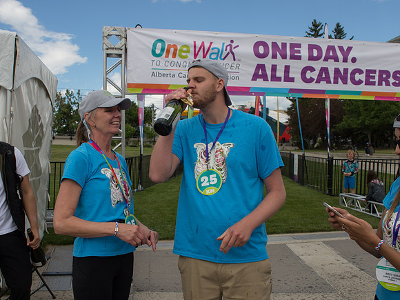 1-FINISH LINE CROSSING-OneWalkAB-2120