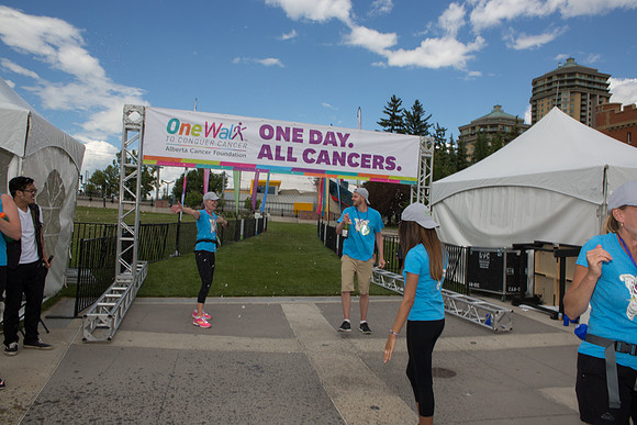 1-FINISH LINE CROSSING-OneWalkAB-2113
