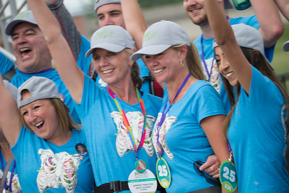 1-FINISH LINE CROSSING-OneWalkAB-2053
