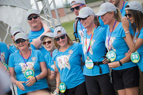1-FINISH LINE CROSSING-OneWalkAB-2038
