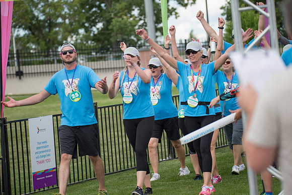 1-FINISH LINE CROSSING-OneWalkAB-2018