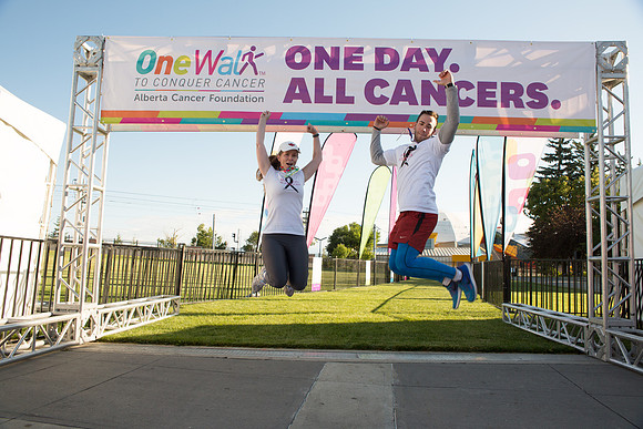1-OneWalkAB-20390