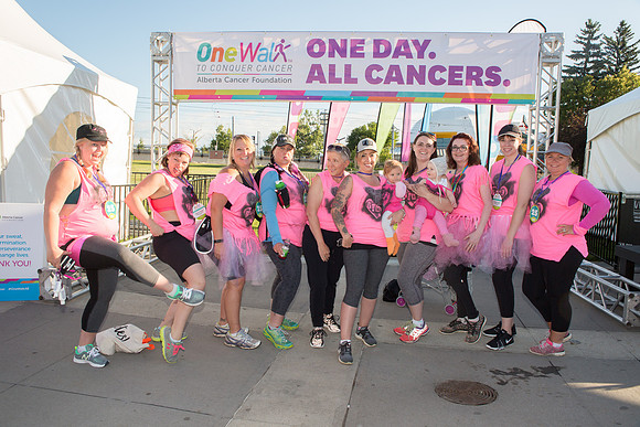 1-OneWalkAB-20327