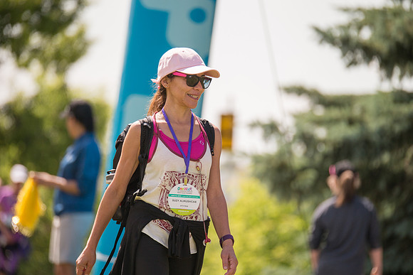 1-WALKERS ARRIVE -OneWalkAB-22822