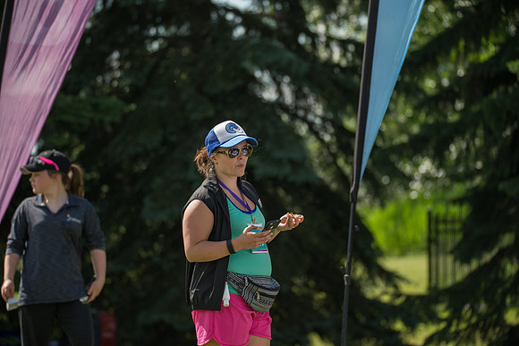1-WALKERS ARRIVE -OneWalkAB-22844