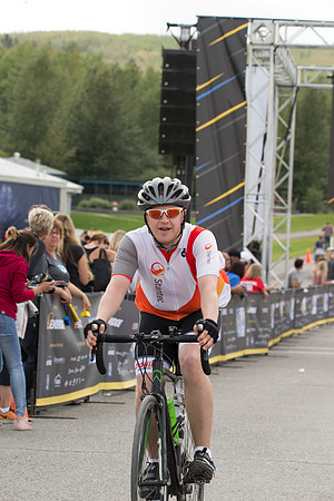 FINISH LINE CROSSING --3263