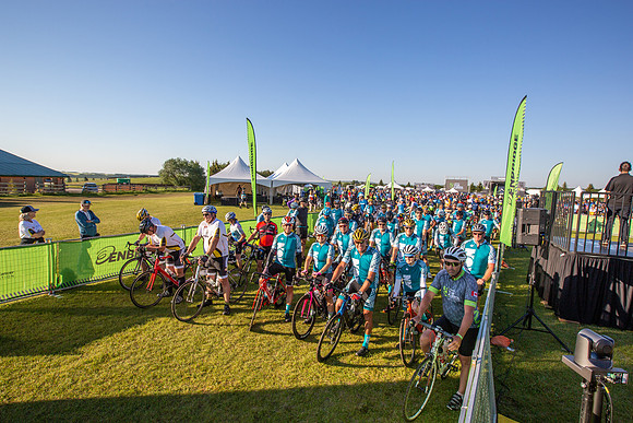 CAMP - RIDERS LEAVING-10