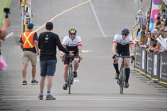 FL - A4 -TheRideAB-0221