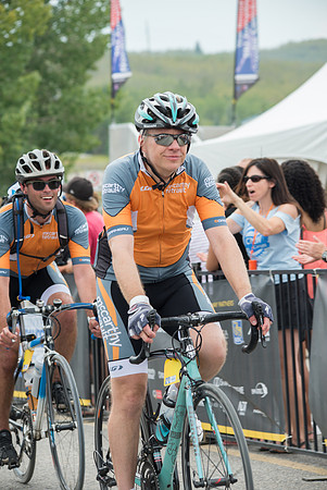 FL - H4 -TheRideAB-0968