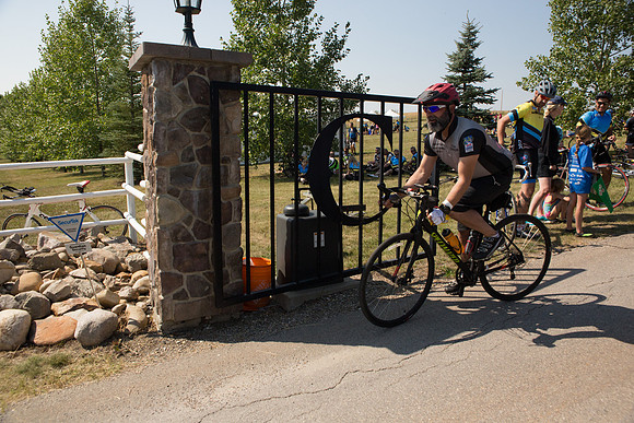 PITSTOPS DAY 1 -EVENT-TheRideAB-10