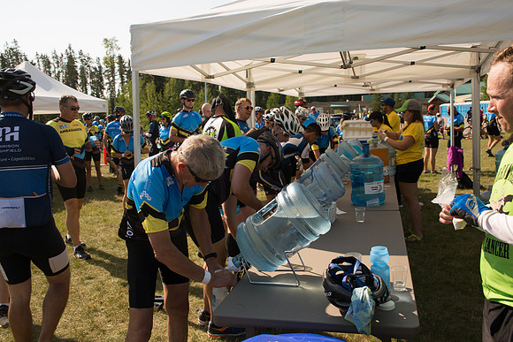 PITSTOPS DAY 1 -EVENT-TheRideAB-15