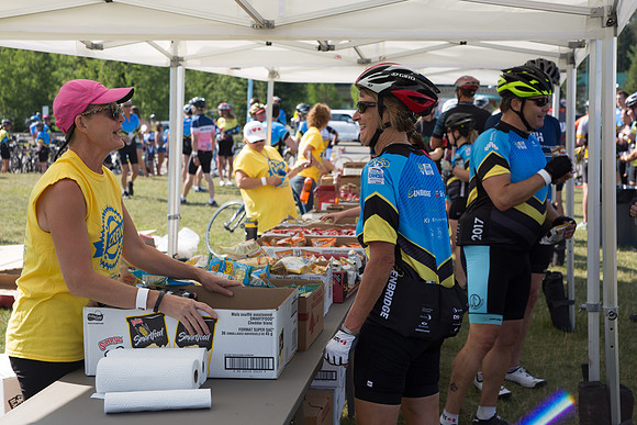 PITSTOPS DAY 1 -EVENT-TheRideAB-16