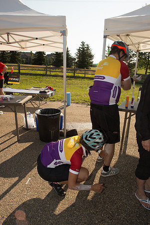PITSTOPS DAY 1 -EVENT-TheRideAB-21