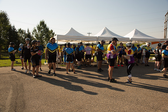 PITSTOPS DAY 1 -EVENT-TheRideAB-24
