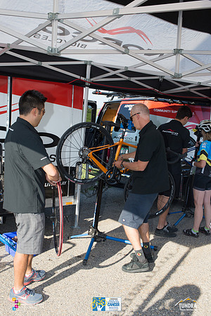 PITSTOPS DAY 1 -EVENT-TheRideAB-28