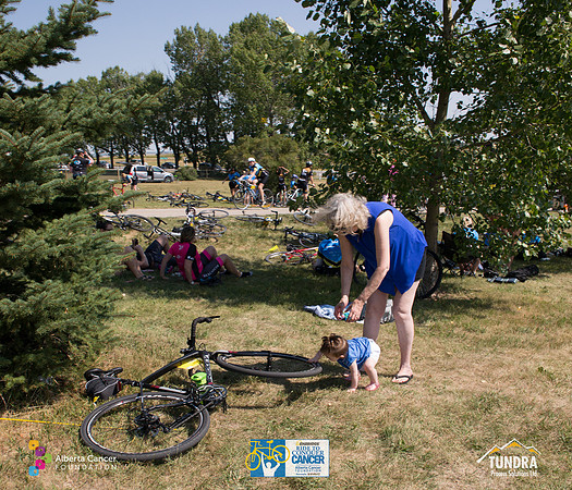 PITSTOPS DAY 1 -EVENT-TheRideAB-4