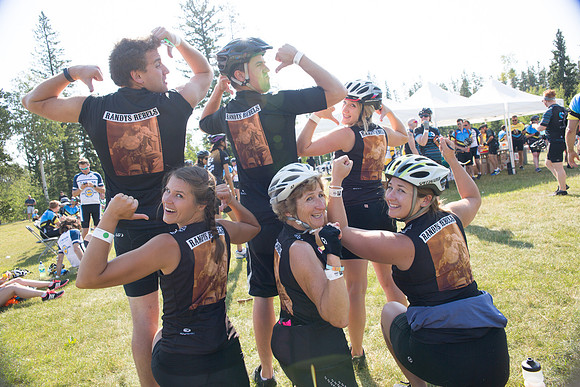RIDERS -2- PITSTOP-TheRideAB-60