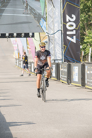 FL - H3 -TheRideAB-9488