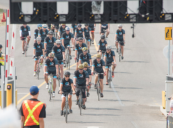 FL - A4 -TheRideAB-9592
