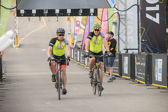 FL - H3 -TheRideAB-9835