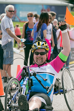 FINISH LINE CROSSING --2890