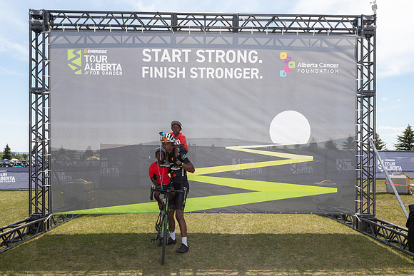 HW - TOUR ALBERTA FOR CANCER-2014