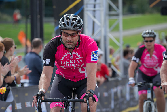 FINISH LINE CROSSING --3452