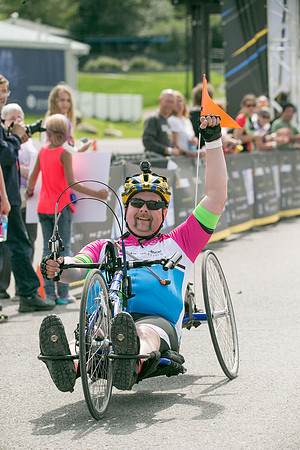 FINISH LINE CROSSING --2884