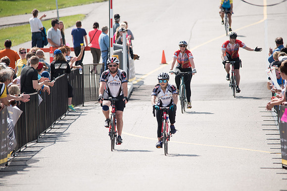 FINISH LINE CROSSING --3362