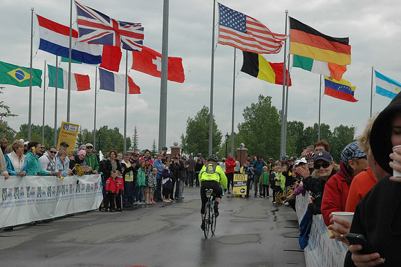 2011-TheRideAB-2
