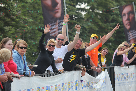 2011-TheRideAB-197