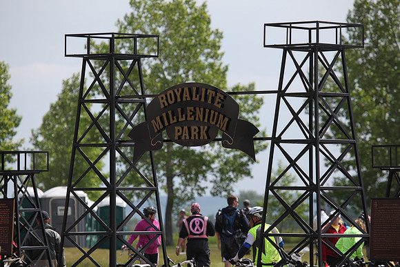 2011-TheRideAB-16