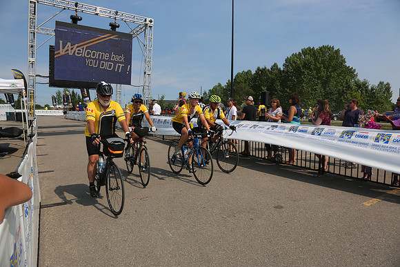 2013-E-TheRideAB-15