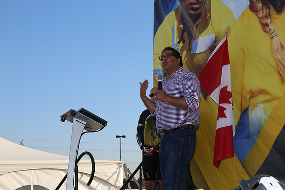 2013-E-TheRideAB-38