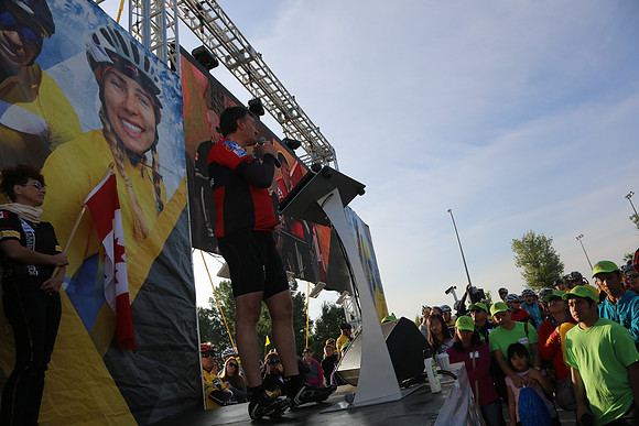 2013-E-TheRideAB-29