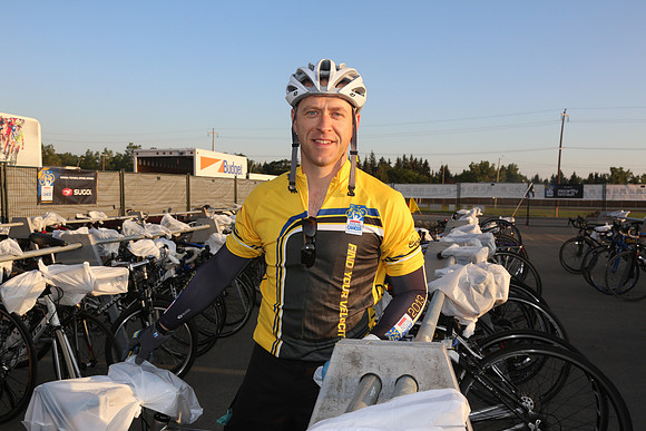 2013-E-TheRideAB-31