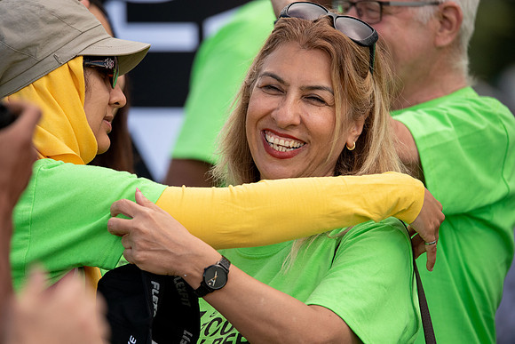 2-VOLUNTEERS-223