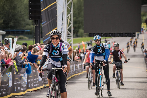 FINISH LINE CROSSING --2625