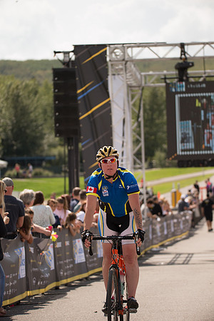 FINISH LINE CROSSING --2859