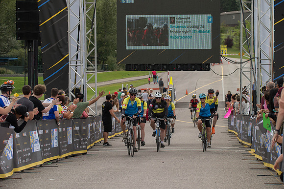 FINISH LINE CROSSING --4824