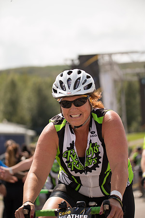 FINISH LINE CROSSING --3016