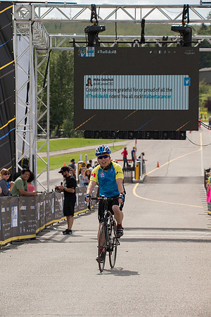 FINISH LINE CROSSING --4139