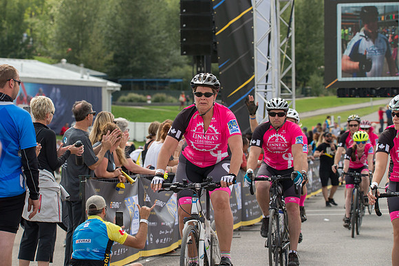 FINISH LINE CROSSING --3466