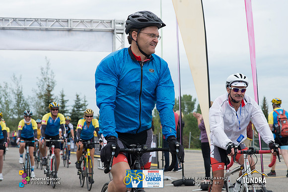 DAY 1- TheRideAB- h-8271