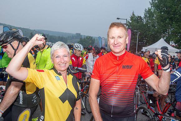1-H1-2-5850-TheRideAB