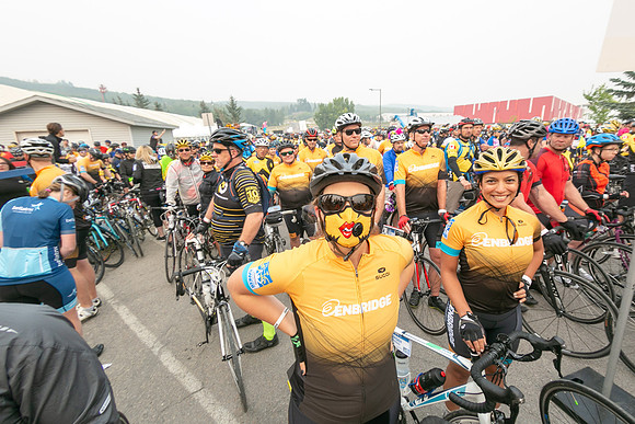 1-M3-OC-0383-TheRideAB