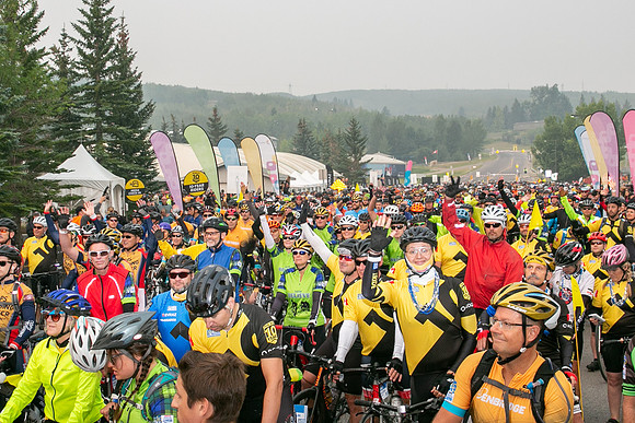 2-C7-D1RC-9733-TheRideAB