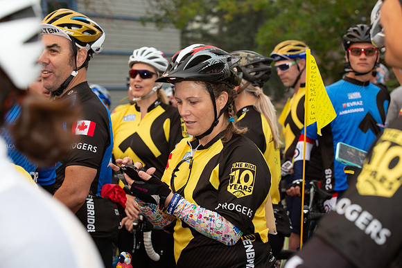 2-N1-MR-9041-TheRideAB