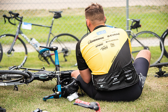 G4-D1RC-3367-TheRideAB