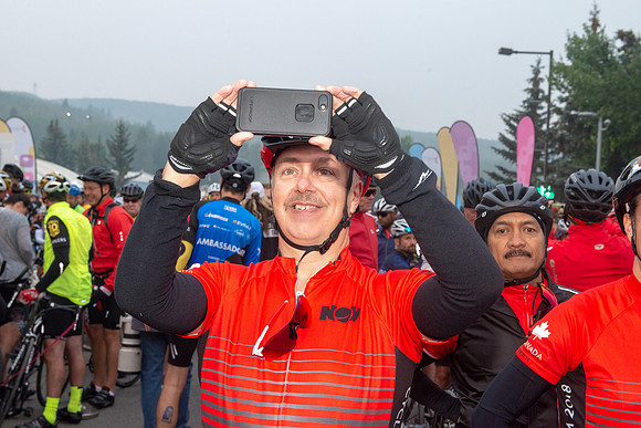 1-H1-2-5848-TheRideAB